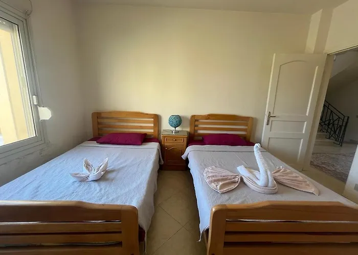 Charming Beachside 5bdr In Einbay Ain Sukhna