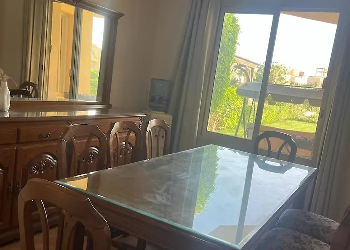 Charming Beachside 5bdr In Einbay Villa *