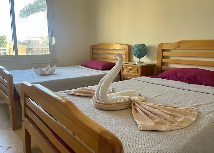 Charming Beachside 5bdr In Einbay Ain Sukhna